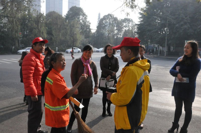 不断推进成都文明城市建设进程